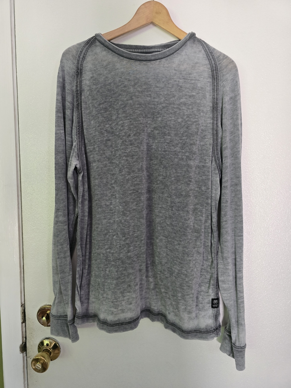 Classic Washed Long Sleeve Tee - Gray
